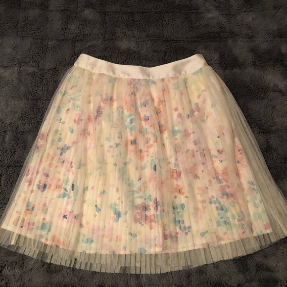 Lauren Conrad Skirt - Picture 1 of 3